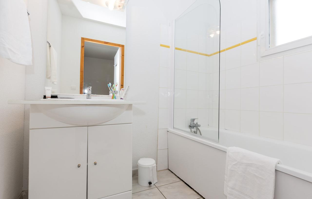 Residence Odalys Les Hauts De 萨拉瓦斯 外观 照片