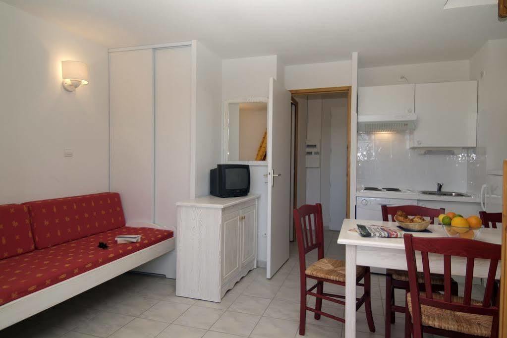 Residence Odalys Les Hauts De 萨拉瓦斯 外观 照片